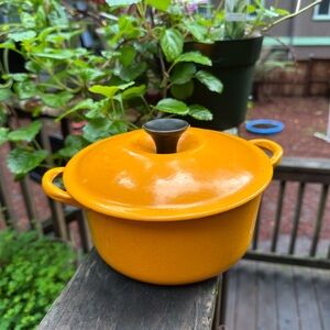 Vintage Marigold Le Creuset Dutch Oven, 2-Quart Enameled Cast Iron